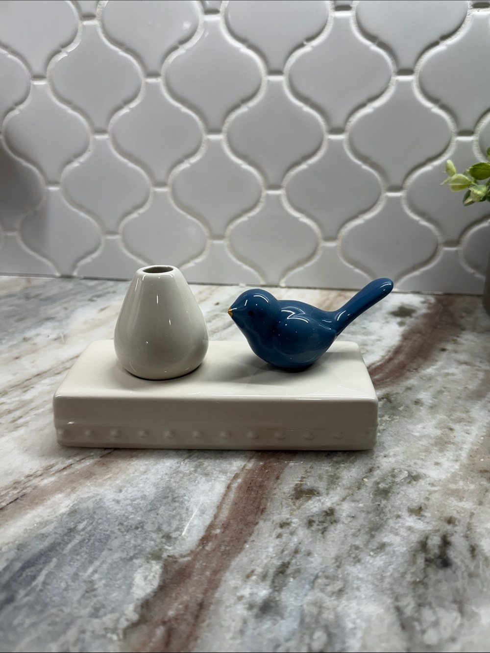 Nora Fleming Bud Vase Toothpick Holder
Pearl Dot Stoneware Retired w/ blue bird